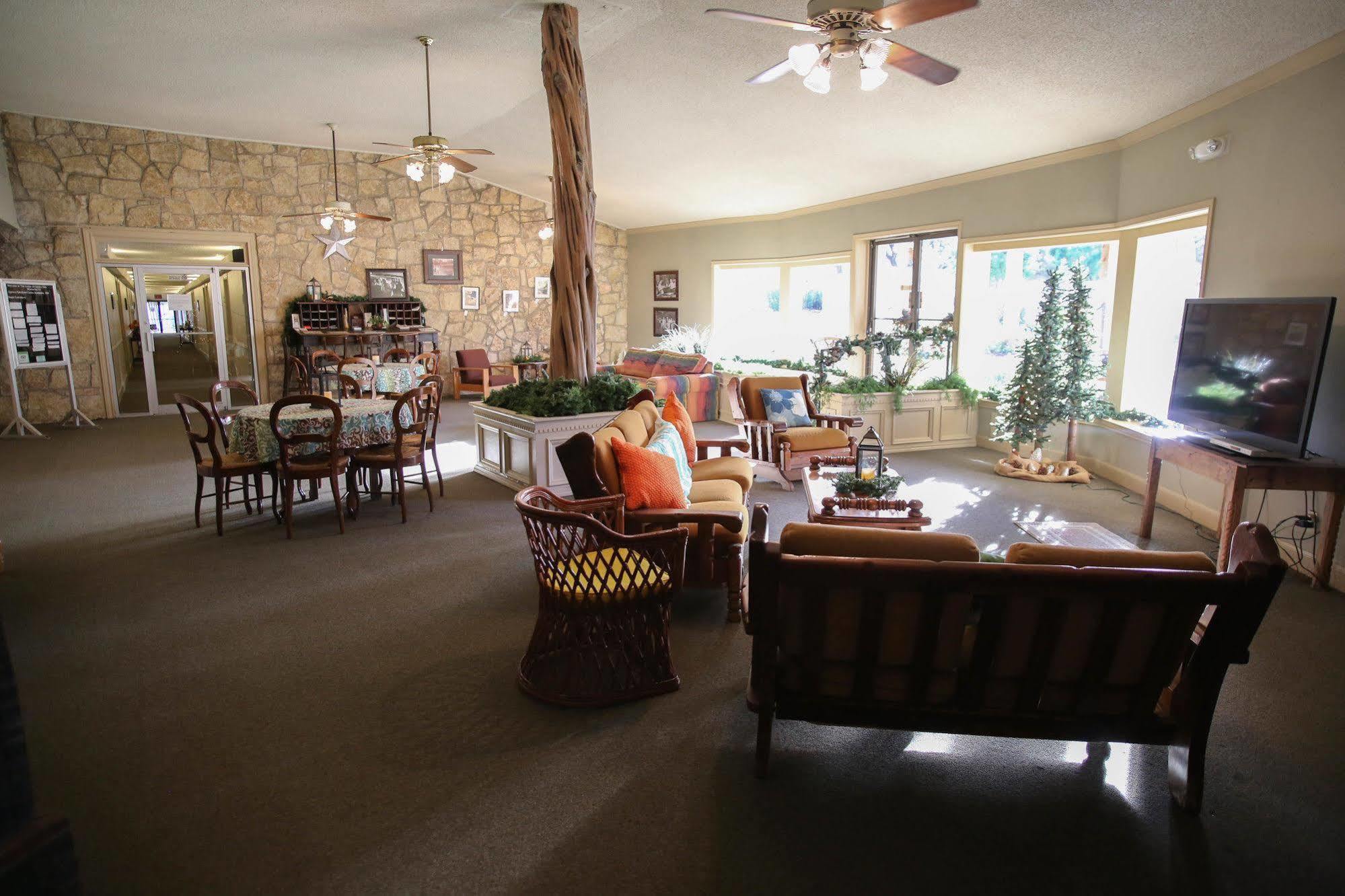 The Lodge At Cypress Falls Wimberley Exterior photo